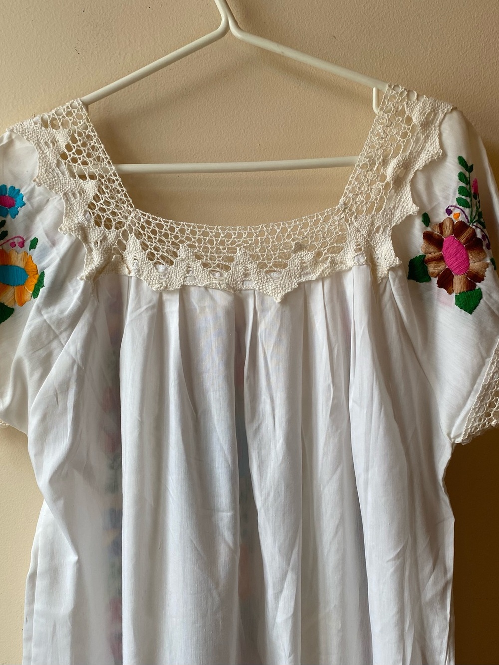 Crochet emboidered dress - Picture 11 of 11
